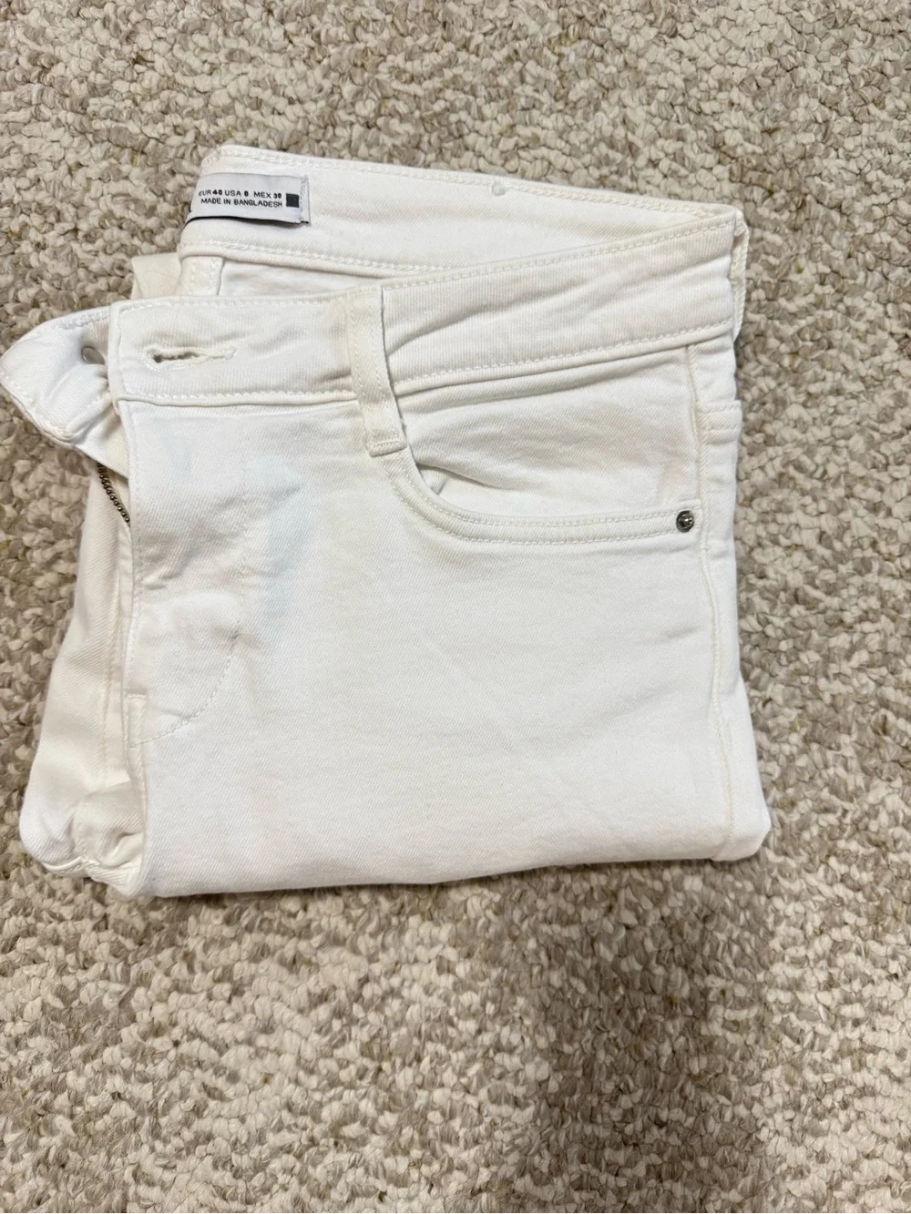 NEW ZARA WHITE JEANS